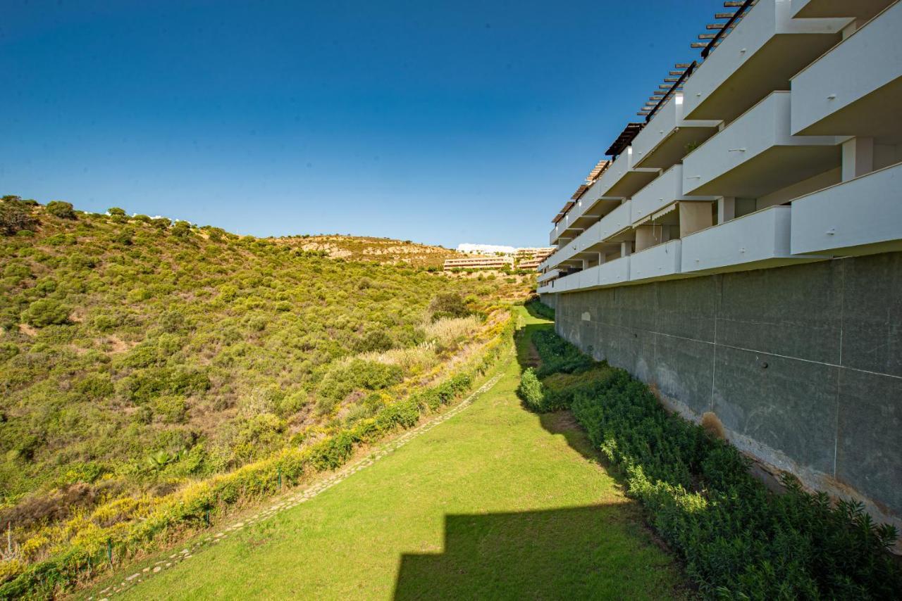 Апартаменты Rock Bay I 2392 Beautiful Seaview Penthouse